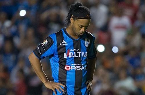 Ronaldinyo məşqdən qovuldu