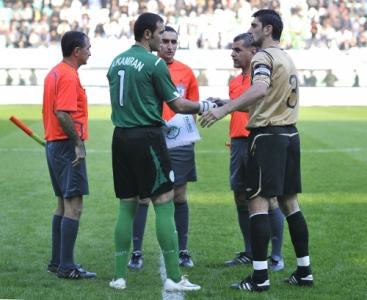 Unibank Premyer Liqasında daha bir futbolçunun ayağı sındırıldı