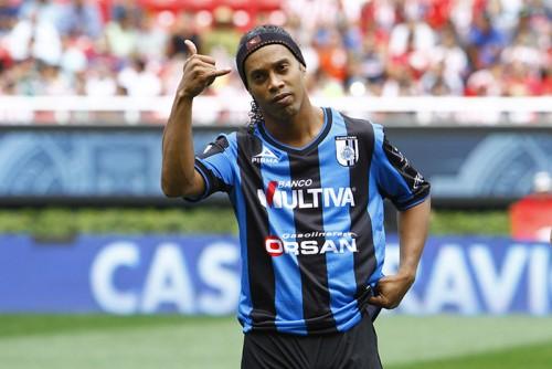 Ronaldinyo növbəti kubokunu qazandı