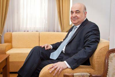 Çingiz Abdullayev danışdı