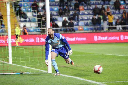 Kamran penaltini qaytardı (VİDEO)