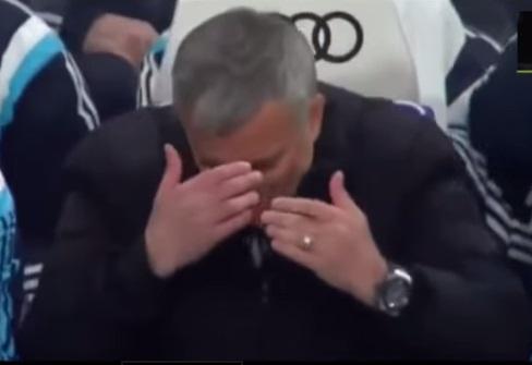 Mourinyo hislərini cilovlaya bilmədi (VİDEO)