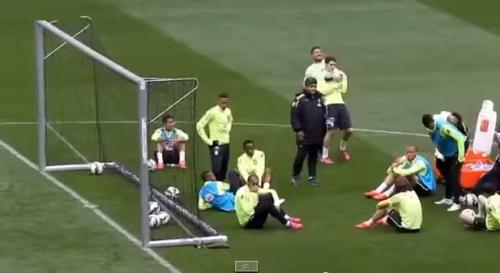 Neymar bunu da etdi (VİDEO)