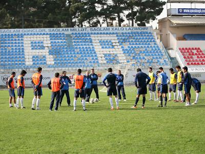 Berti Foqts «Qarabağ»ı bərbad stadionda məşqə məcbur etdi
