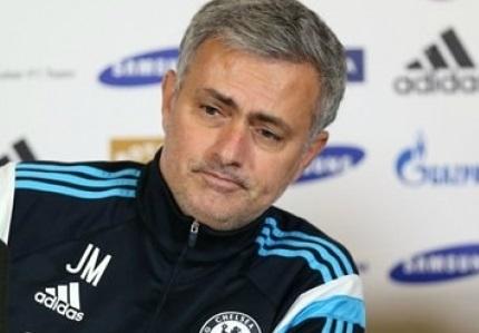 Mourinyonun cavabı: "Onun bir ayağı 140 milyondur" 
