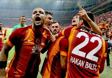 "Qalatasaray" yenidən zirvədə