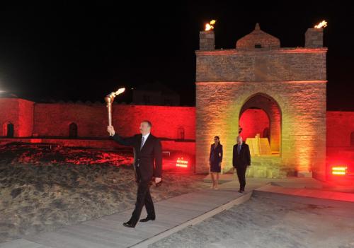 "Bakı-2015"in məşəlinin yandırılması mərasimi fotolarda