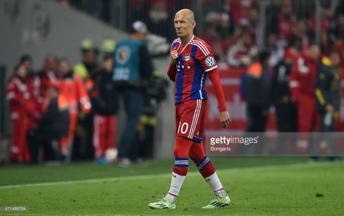 Robben yenə zədələndi