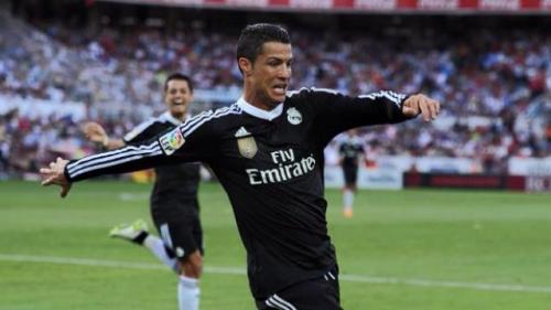 Ronaldo Di Stefanonu qabaqladı