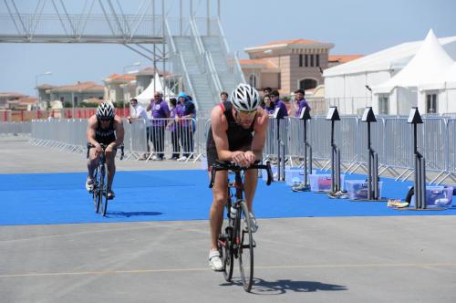 "Bakı-2015" triatlon üzrə ilk tarixi yarışa ev sahibliyi etdi 