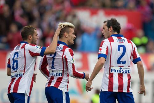 "Atletiko" iki futbolçusu ilə müqavilə yeniləyir