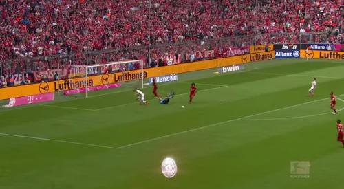 Bundesliqada 34-cü turun ən yaxşı qapıçı qurtarışları (VİDEO)