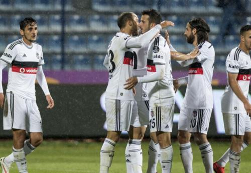 "Beşiktaş" mövsümü qələbə ilə başa vurdu