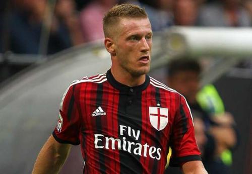 "Milan"da yeni müqavilə