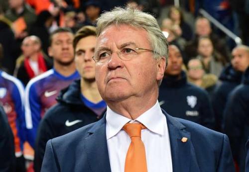 Hiddink Hollandiya millisindən gedir