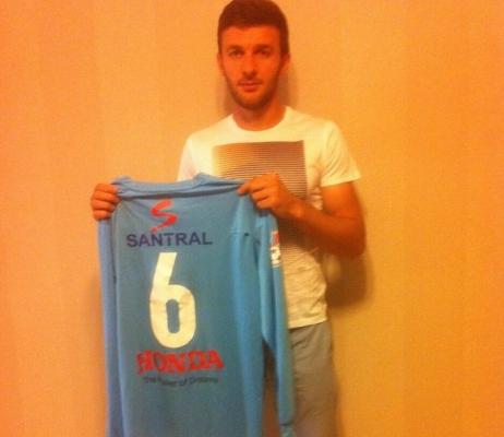 "Qarabağ"dan ayrılan futbolçu "Zirə"də