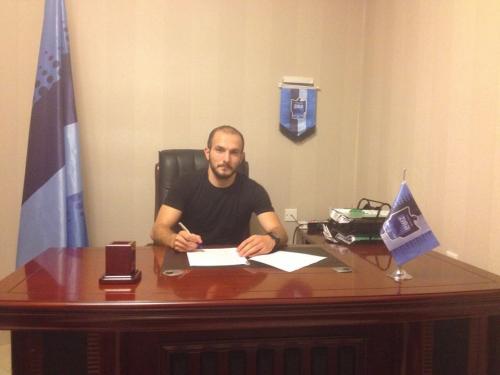 "Zirə"dən daha iki rəsmi transfer