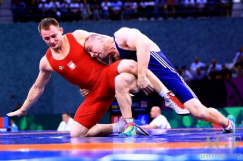  Xetaq Qazyumov liderliyə yüksəldi 