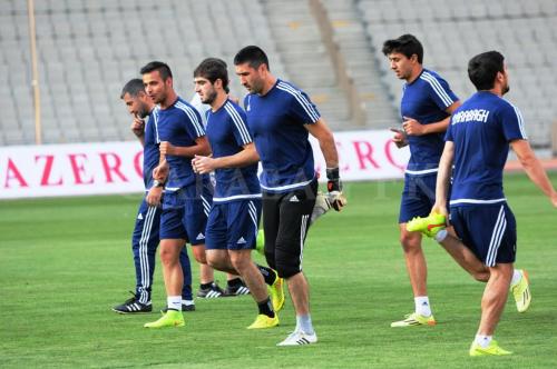"Qarabağ" "Rudar"la oyuna hazırdır (FOTOLAR)