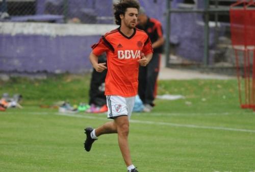 Heyətə daxil edilmədi, futboldan getdi