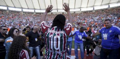 "Fluminense" Ronaldinyonu  təqdim etdi 