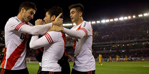 "River Pleyt" 19 ildən sonra finalda