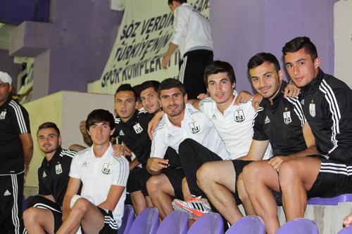 Çingiz Abdullayev "Fənərbaxça"nın oyununda (VİDEO)