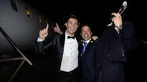 Ronaldo menecerinə ada aldı