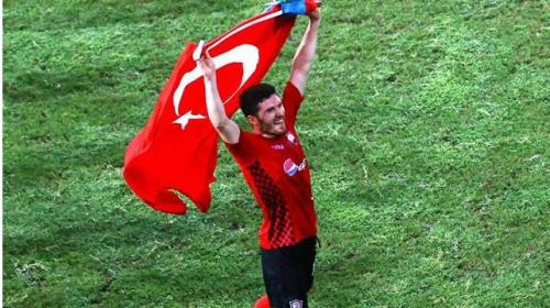 Türkiyənin məşhur KİV-ləri Caviddən və “Qəbələ”nin tarixi uğurundan yazdı