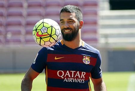 "Messi mənə 10 nömrəni təklif etdi" – Arda