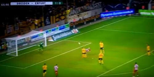 Almaniyalı futbolçudan mükəmməl qol (VİDEO)