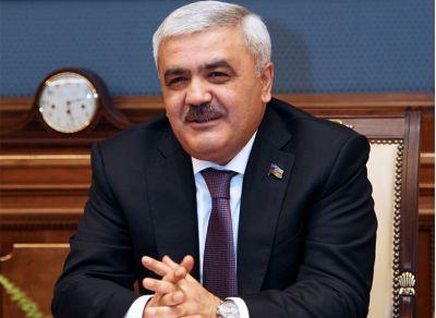 Rövnəq Abdullayev: "Futbolçularımız belə də davam etsinlər!"