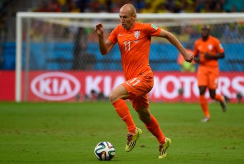 Robben ən azı bir ay oynamayacaq