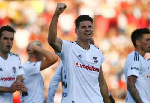 "Fənərbaxça" xal itirdi, "Beşiktaş" lider oldu