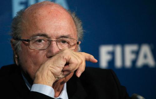 Blatter FİFA prezidentliyindən kənarlaşdırıldı