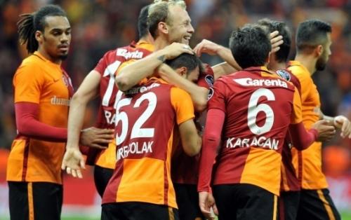 "Qalatasaray" və "Fənərbaxça"dan növbəti qələbə