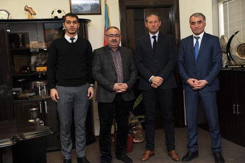 Sabiq FİFA referisi Bakıya gəldi