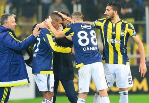 Türkiyə superliqasında lider yenə dəyişdi