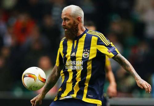 "Fənərbaxça"nın futbolçusu əməliyyat olunacaq
