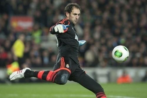 Dieqo Lopes "Milan"dan ayrılmayacaq"