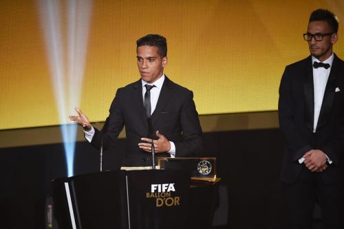 2015-ci ilin ən yaxşı qolu bəlli oldu  (VİDEO)