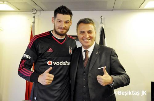 "Beşiktaş" yeni transferini rəsmən açıqladı