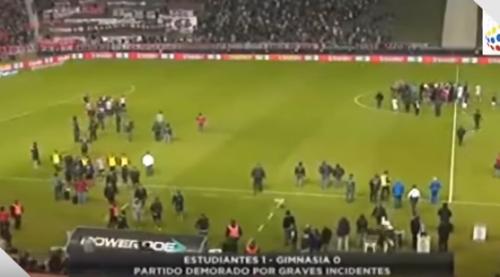 Futbolçular arasında kütləvi dava (VİDEO)