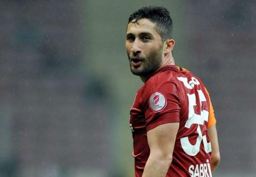 "Qalatasaray"da iki ciddi itki