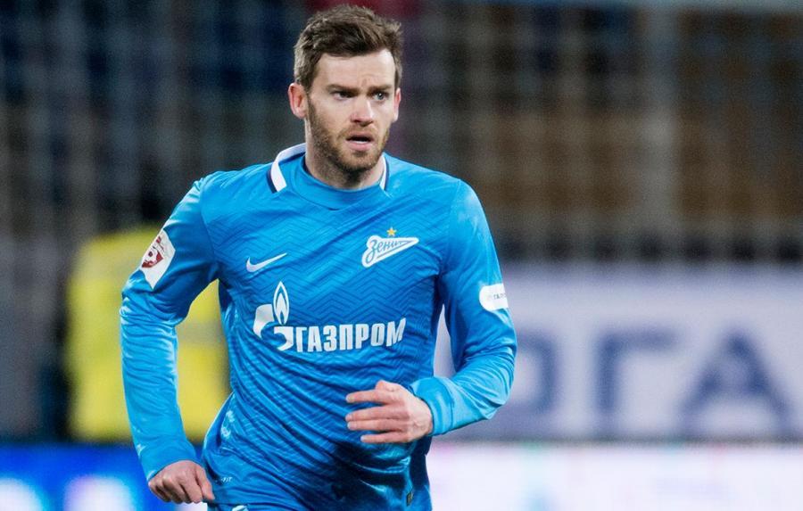 “Qalatasaray” “Zenit”in futbolçusundan imtina etdi