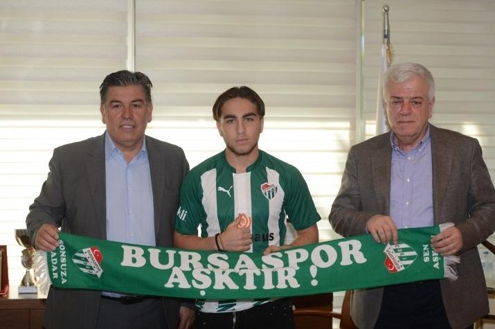 Ümid edirəm ki, "Bursaspor" formasını uzun illər geyinəcəm" - millimizin futbolçusu
