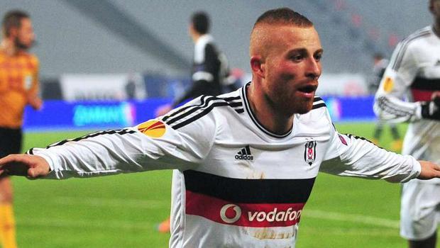 “Beşiktaş”da ciddi itki – 3 ay oynamayacaq
