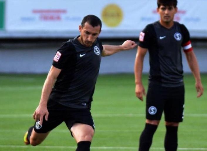 “Qarabağ”la oyunda sensasiya etmək istəyirik”  – Vüqar Nadirov