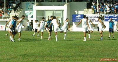 “Qarabağ” məşqlərə başladı