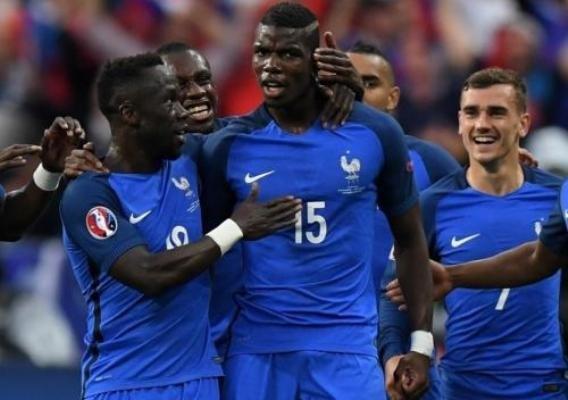 Fransanın heyəti:  ulduz futbolçular kənarda